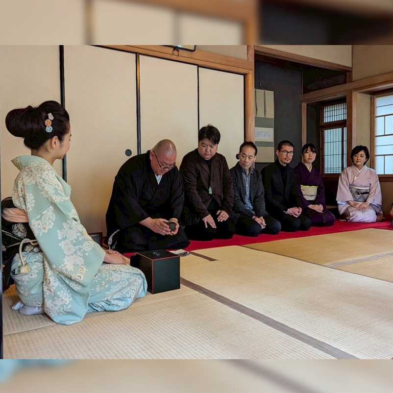 明日力人茶会の様子