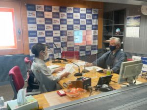 東海ラジオ「伝七邸茶道塾」に宗実家元がゲスト出演