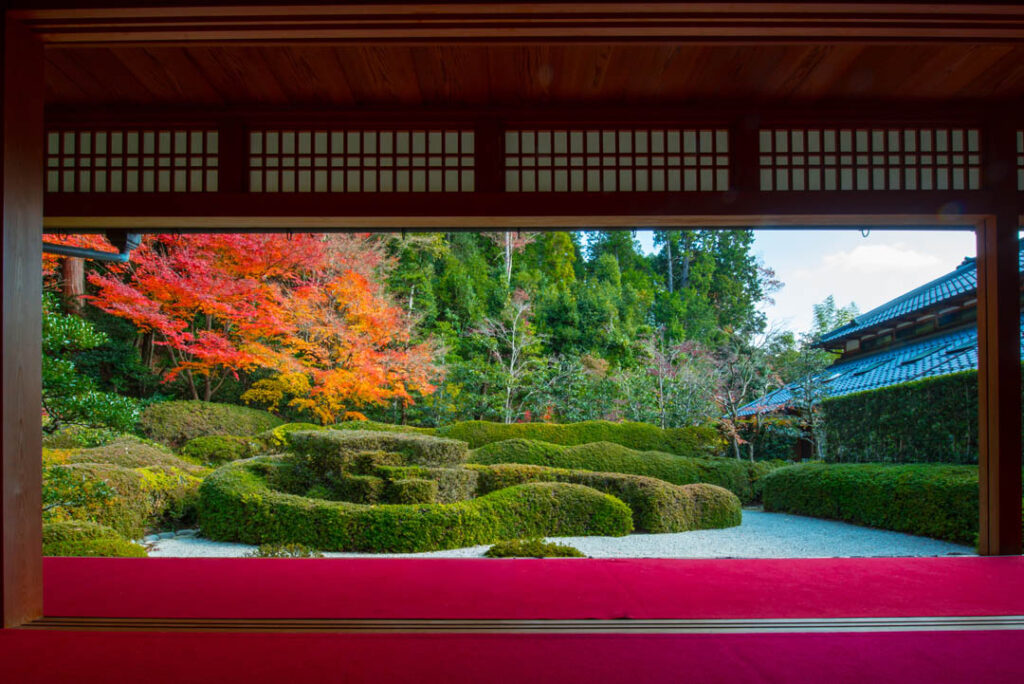 大池寺（だいちじ） 枯山水庭園